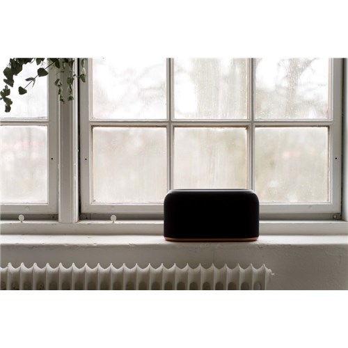 Jays_s-Living Three_Lifestyle_ Graphite Black_7